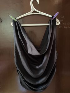 Uptownie Off Shoulder Adjustable Top Never Worn