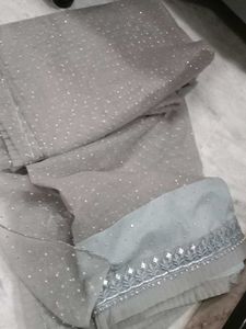 Elegant Grey Saree ,Blouse And Peticoat Newly Sare