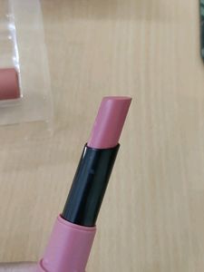 Mars Peaches and nude shade lipstick