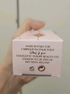 Charlotte Tilbury Airbrush Flawless Foundation