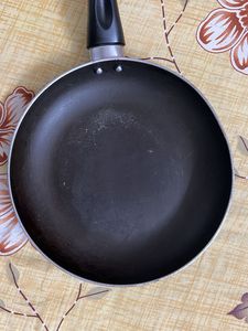 Non-Stick Frying Pan