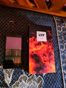 Jio Lyf 4g Phone Buttery Remove Good condition