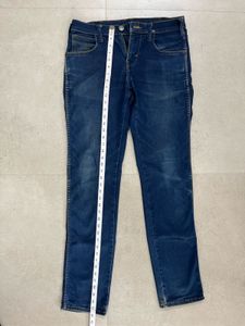 Wrangler Dark Blue Jeans + FREE T-Shirt
