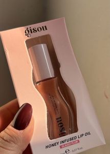 Gisou Honey Infused Lip Oil :-Glazed plum