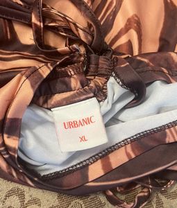 Urbanic Crop Top