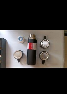 Vaccum Flask And Pigmentation Cream