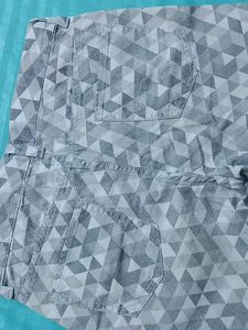 Boys Geometric Print Shorts