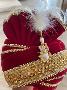 Red Velvet Wedding Groom Saafa