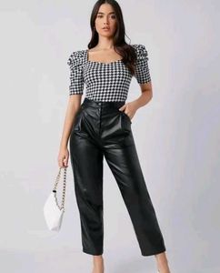Houndstooth Print Top