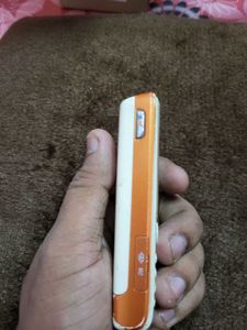 2 Sony Ericsson Phones