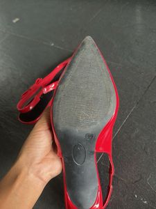 Luna Blu Red Pointed Toe Heels