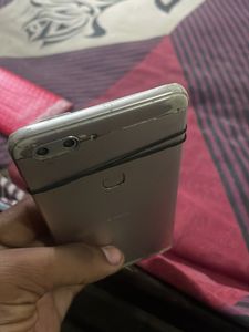 Damaged Smartphone - For Parts or Repair