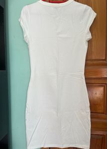 H&amp;M White Graphic T-Shirt Dress