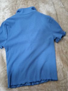 Blue Ribbed Button-Up Top 🌊