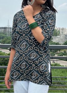 Printed Dark Green Short Kurti