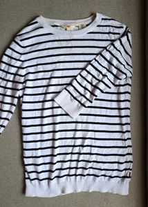 Levi's black&white stripped pullover jersey