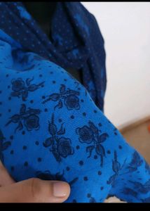 Blue Floral soft Print Scarf..