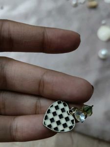 Heart Checkered Earrings