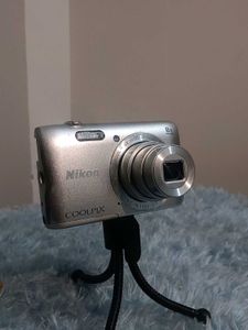 Nikon Coolpix A300 WiFi/Bluetooth Camera 21MP 8x