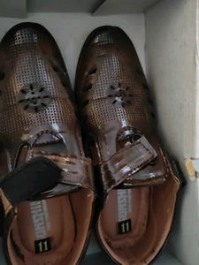 Boys' Brown Dress Shoes - Size 11