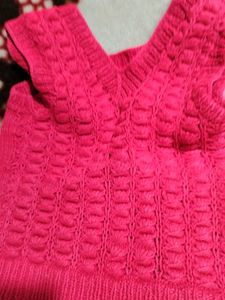 Cute Knitted Sleeveless Top