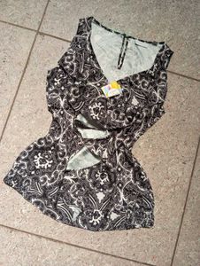 Cute Black And White Top