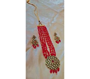 Royal Kundan Neckpiece With Earrings
