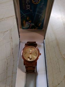 Rose Petals Golden Watch For Women