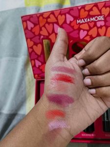 MAX&amp;MORE Kisses Lipstick Collection