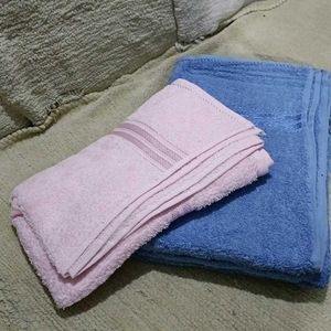 Set of 2 Soft New Bath Towels
