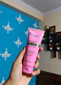 BluEssentials Tinted Moisturizer