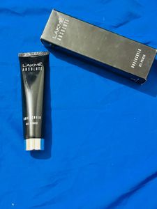 Lakme Absolute Undercover Gel Primer