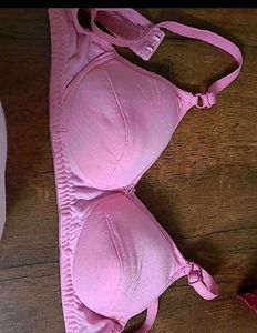 Combo of 1 bra & 2 used penties