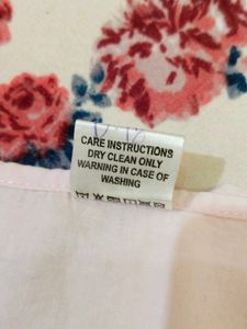 Women Embroidered Pure Cotton Straight Kurta