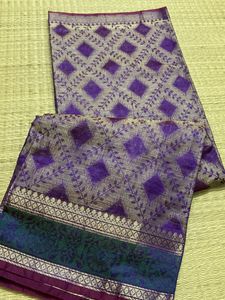 Offer: Purple Double Shaded Saree For Grabs