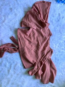 Crop Top With Frill Hands