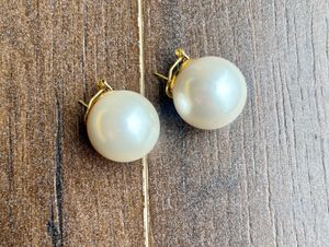 Pearl Stud Earrings (big)