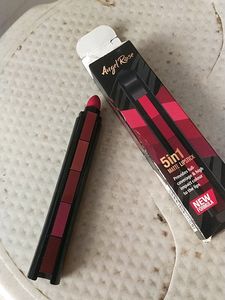 5 In 1 Matte Lipstick