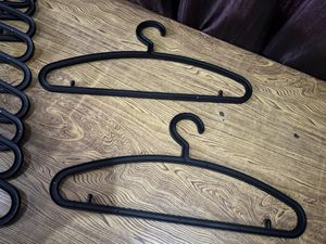 Black Hangers - Pack Of 11