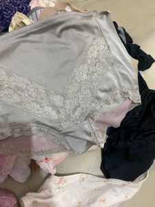 Women&#39;s Assorted Old panties 50 pcs low quality