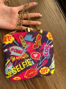 Aesthetic Slang Sling Bag
