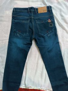 Men&#39;s Dark Blue Jeans