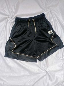Jordan Women&#39;s Diamond Shorts 🖤