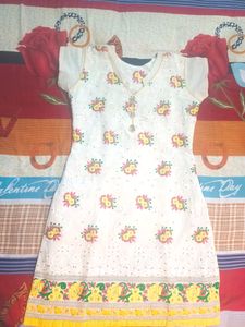 Chandesari Cotton Embroidery Work Short Kurta