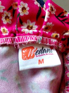 Cute Pink Floral Print Top proper girly vibes 💅