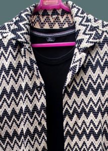 Regular Fit Printed Spread Collar Shirt