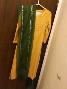 Yellow Kurti With Whait Pant And Green Dupatta