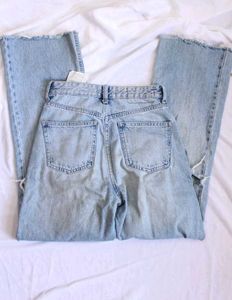 Zara Ripped Knee Light Wash Jeans