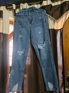 High Waisted Distressed Jeans