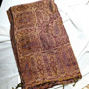 Elegant Paisley Pattern Stole